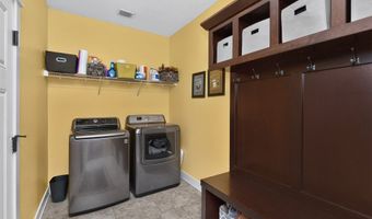 8711 NW 27th Ct, Ankeny, IA 50023