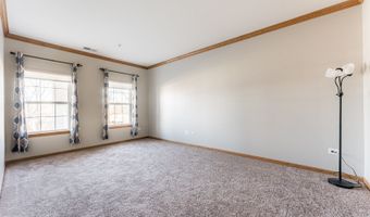 1251 W LAKE St 103, Addison, IL 60101