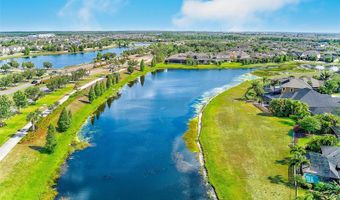 6951 CRESTPOINT Dr, Apollo Beach, FL 33572