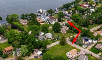 25063 W 3rd St, Antioch, IL 60002