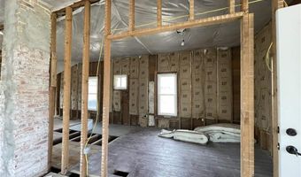 506 6th St S, Basin, WY 82410