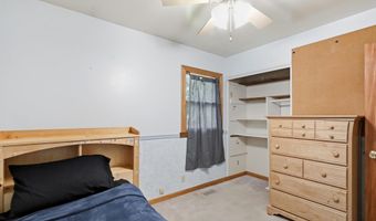 26 W Hill Valley Dr, Indianapolis, IN 46217