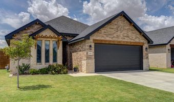 135 Calvin Dr, Wolfforth, TX 79382