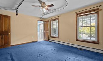 300 Twin River Rd, Lincoln, RI 02865