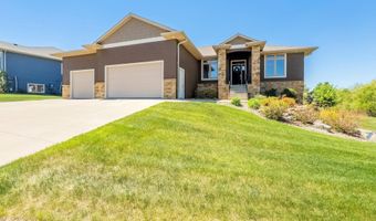 305 S Heritage Rd, Brandon, SD 57005
