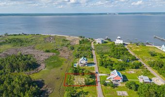 111 Pine Tree St, Bay St. Louis, MS 39520