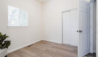 934 6th St, Berthoud, CO 80513