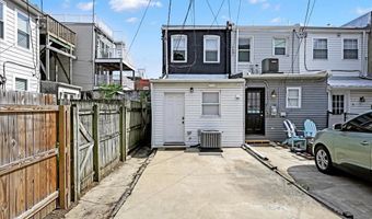 2 W BARNEY St, Baltimore, MD 21230