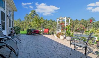 15 Woodchuck Dr, Barnegat, NJ 08005