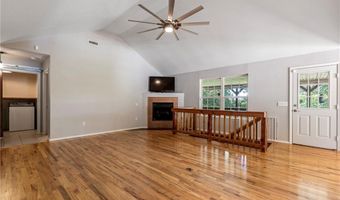 33 Rountree Dr, Bella Vista, AR 72715