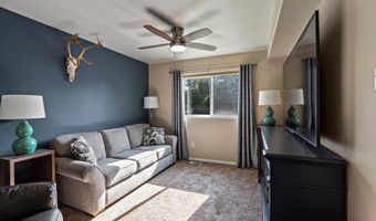 7821 Charlotte Cir, Anchorage, AK 99502