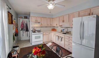 2401 Crislisa Dr, Alton, IL 62002