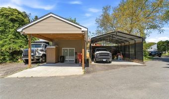 19 Curry Rd, Cranston, RI 02920