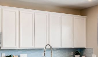 125 CHAPMAN BEND Ave, Henderson, NV 89015
