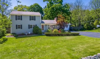 33 Wilbur Rd, Lincoln, RI 02865