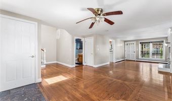 65 Redland Ave, East Providence, RI 02916