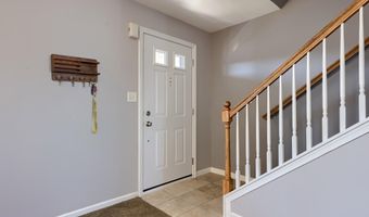 504 LONGVIEW Dr, Reading, PA 19608