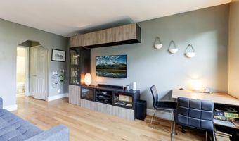 1363 K St SE 201, Washington, DC 20003