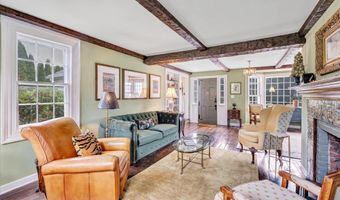 137 Rockwell Rd, Bethel, CT 06801