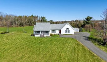 61 Pond Rd, Albion, ME 04910