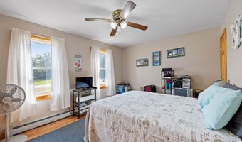 826 S Barnstead Rd, Barnstead, NH 03225