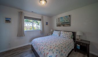 16281 CHAPMAN Ln, Brookings, OR 97415