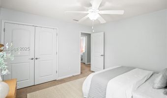 153 Glory Rd, Beaufort, SC 29906