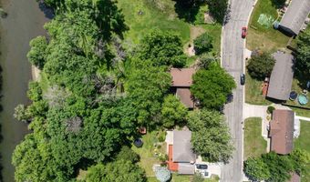 2006 11th Ave NE, Austin, MN 55912