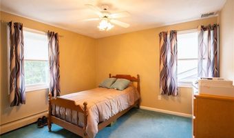 9 Patricia Dr, North Providence, RI 02904