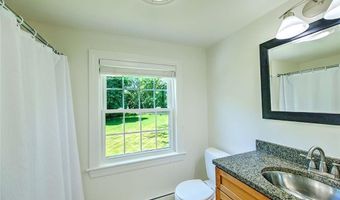 29 Melrose Ave, Barrington, RI 02806
