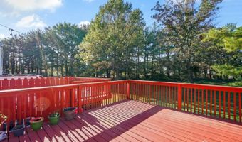 1 Dogwood Ct, Sayreville, NJ 08872