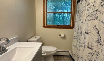 15 Curlew St, Boston, MA 02132