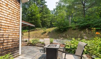 648 Beech Hill Rd, Auburn, ME 04210