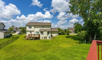 2010 SE Clover Ridge Dr, Ankeny, IA 50021