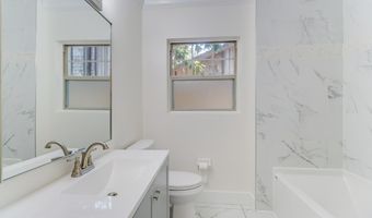 175 Saint Charles Ave, Biloxi, MS 39530