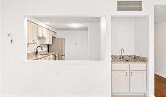 30 Argyle Ave 206, East Providence, RI 02915