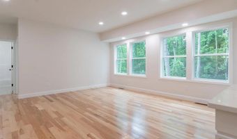 28 Colony Dr, Barnstead, NH 03225