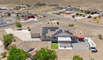 680 Buckskin Dr, Fernley, NV 89408
