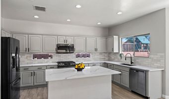 199 E Placita Lago Del Mago, Sahuarita, AZ 85629