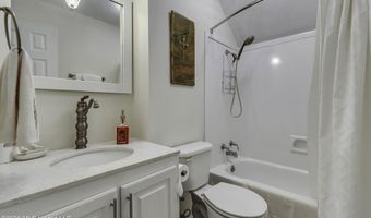 106 Glen Cove Rd, Brandon, MS 39047