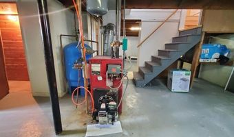 9 Wood St, Bangor, ME 04401