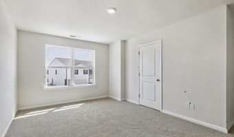 219 Maddox Dr, Aberdeen, NC 28315