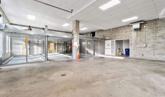 117 W 2ND St 202, Bayonne, NJ 07002