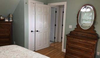 23 Seabreeze Dr, Bourne, MA 02532