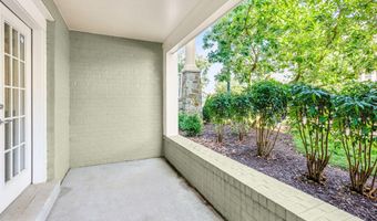 4089 S FOUR MILE RUN Dr 201, Arlington, VA 22204