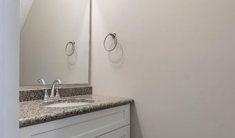 856 Ducks Lndg, Aberdeen, NC 28315