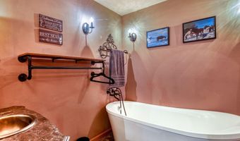 2137 Graphite Rd, Clay Springs, AZ 85923