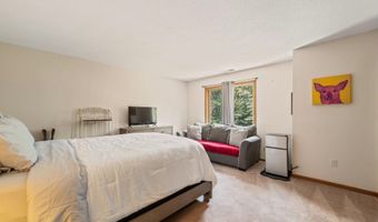 410 Emmett St 93, Bristol, CT 06010