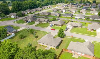 1724 Riley Cir, Alma, AR 72921