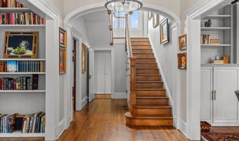 3825 INGOMAR St NW, Washington, DC 20015